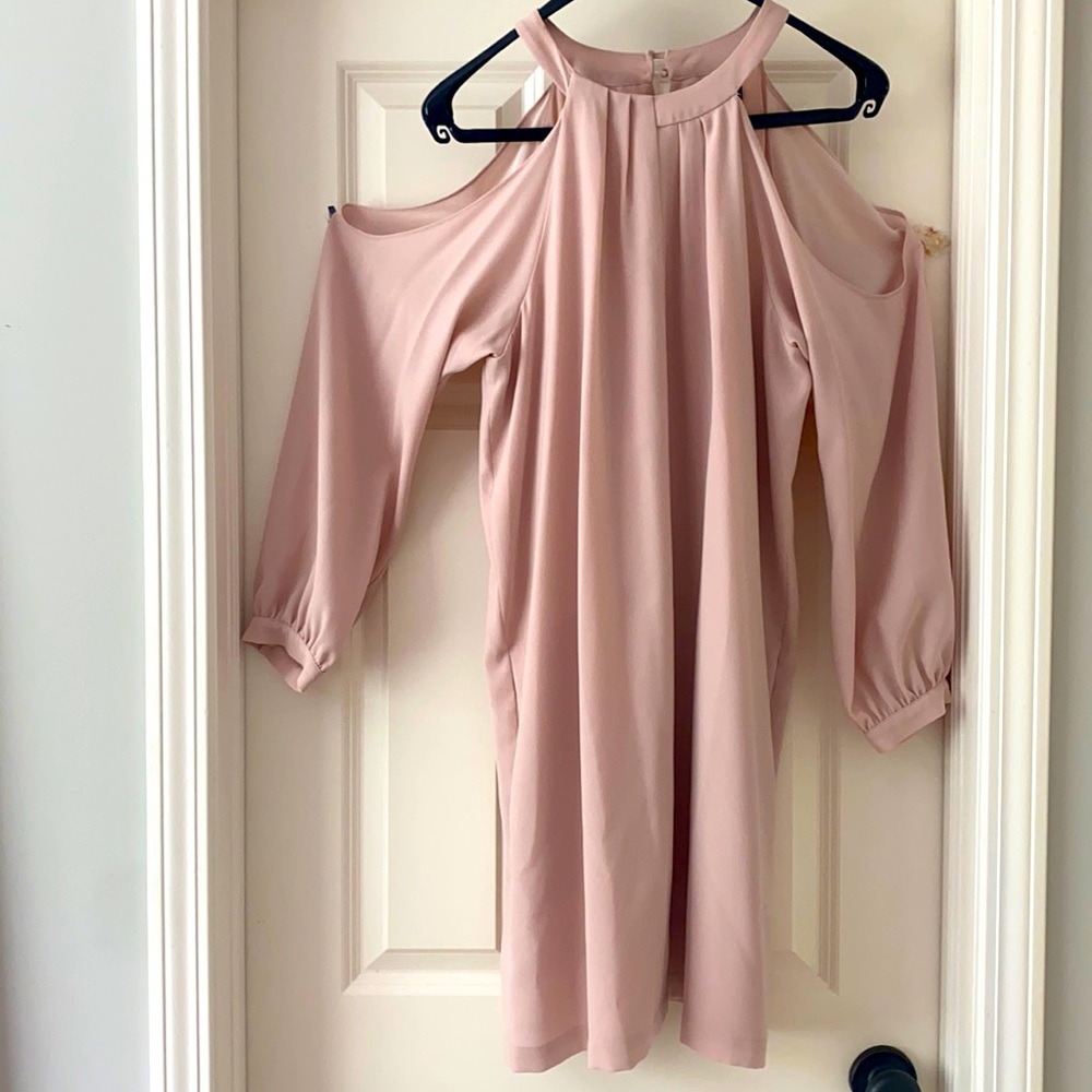 Cold shoulder mistral color long sleeve dress